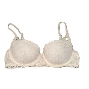 Women's Cream Lace Underwire Bra 32A